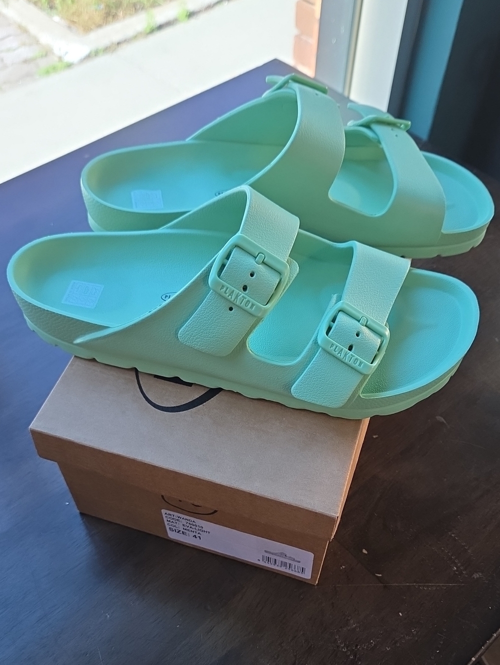 Plakton Size 10 Women's Mint Green Double Buckle Slide Sandals NEW In Box